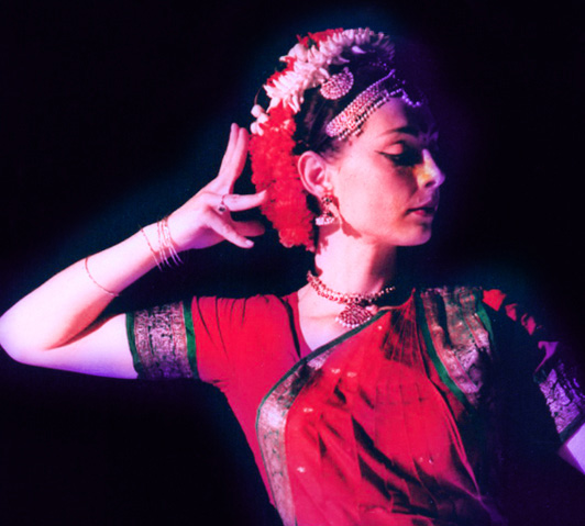 Chandra maestra di danza indiana al Castagnolino